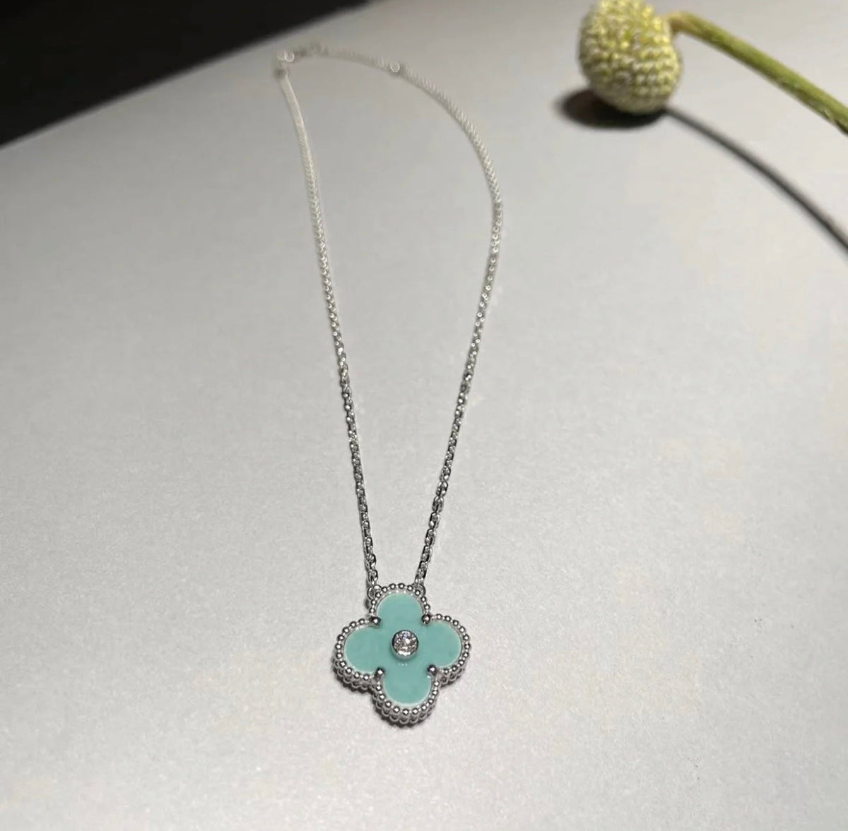 [⭐Shinejoy]CLOVER 1 DIAMOND LIGHT BLUE SILVER NECKLACE
