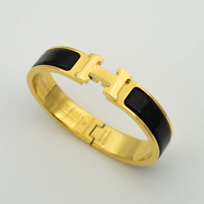 [⭐Shinejoy]H BLACK BRACELET
