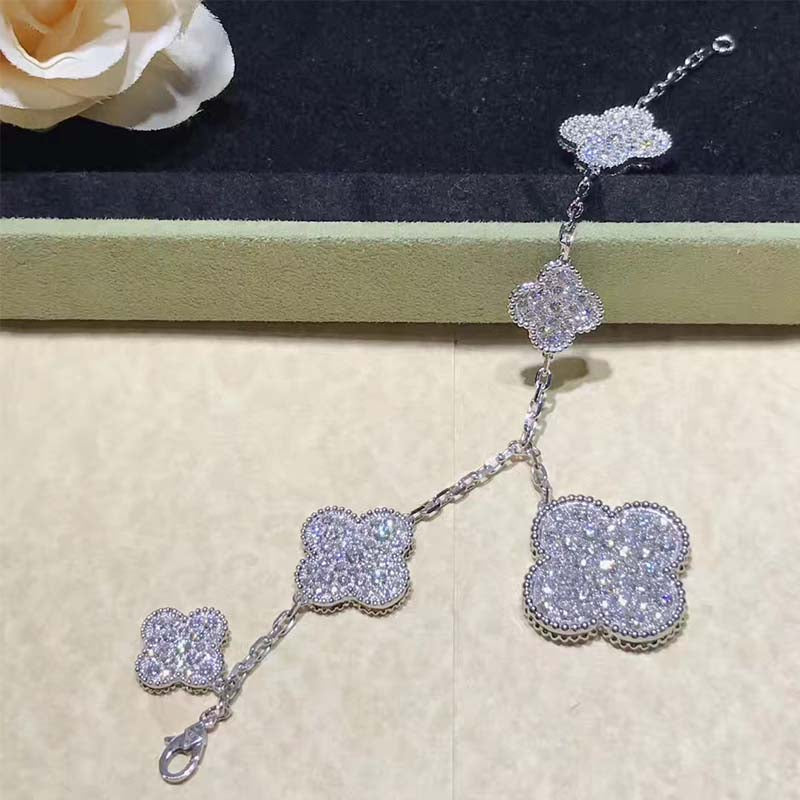 [⭐Shinejoy]CLOVER 6 MOTIFS SILVER DIAMOND BRACELET