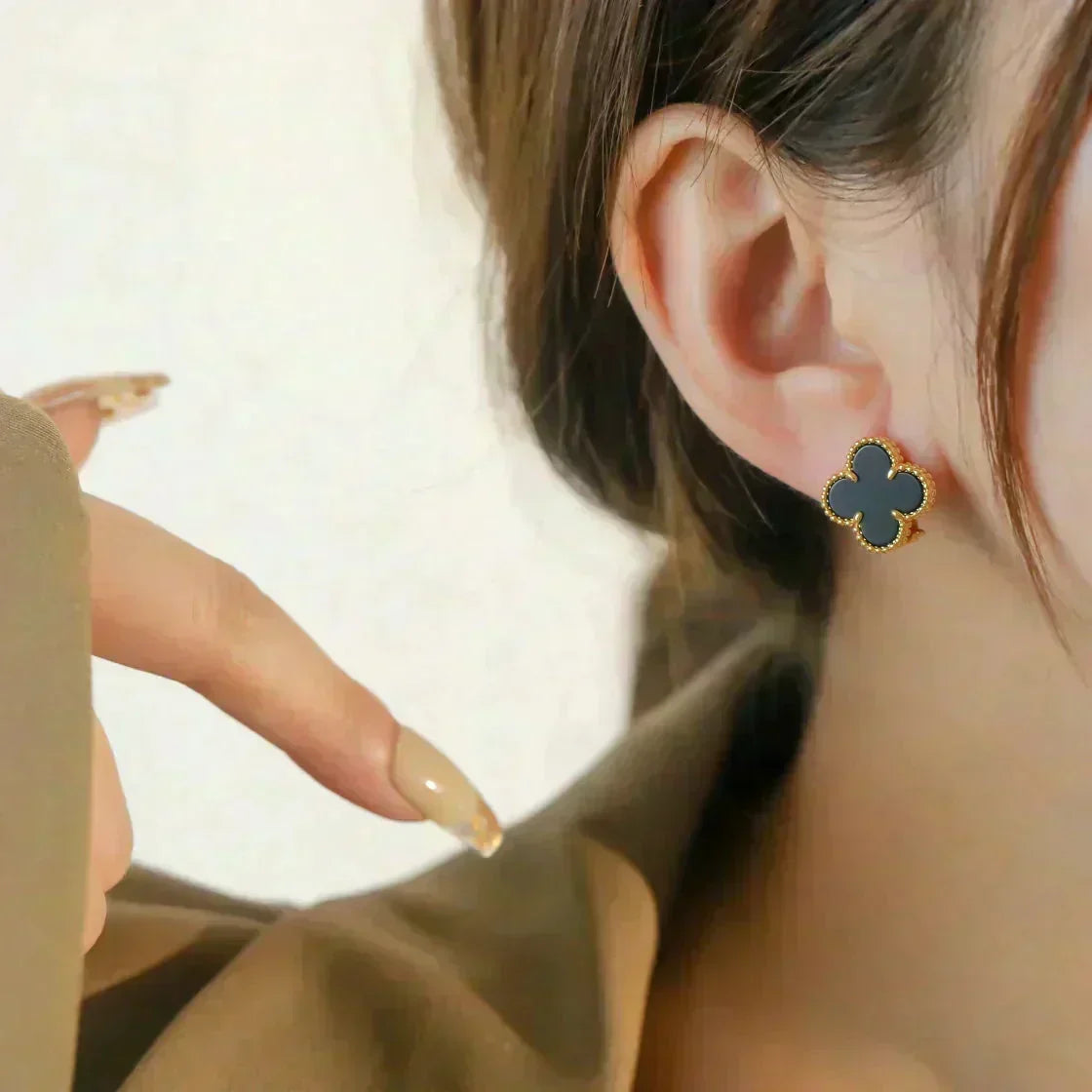 [⭐Shinejoy]CLOVER MEDIUM 1 MOTIFS  ONYX STUD EARRINGS