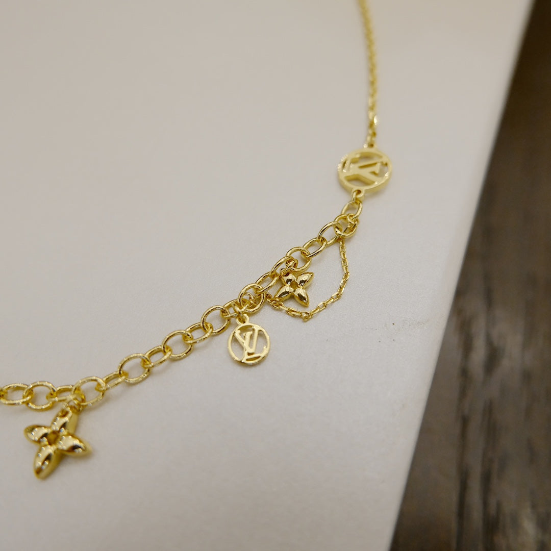 [⭐Shinejoy]BLOOMING SUPPLE NECKLACE BRASS