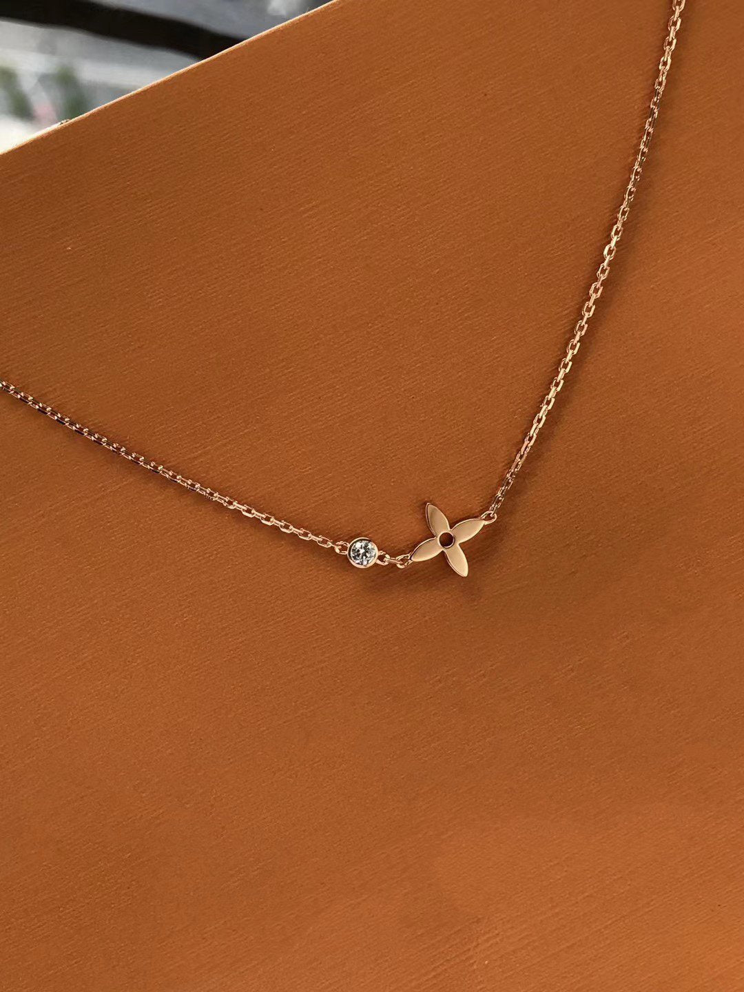 [⭐Shinejoy]BLOSSOM PENDANT PINK GOLD AND DIAMOND