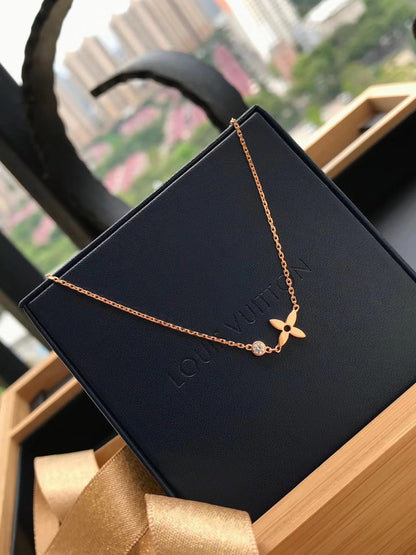 [⭐Shinejoy]BLOSSOM PENDANT PINK GOLD AND DIAMOND