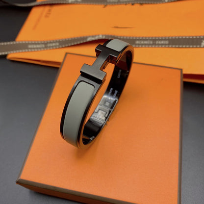 [⭐Shinejoy]CLIC HM SO BLACK GREY BRACELET