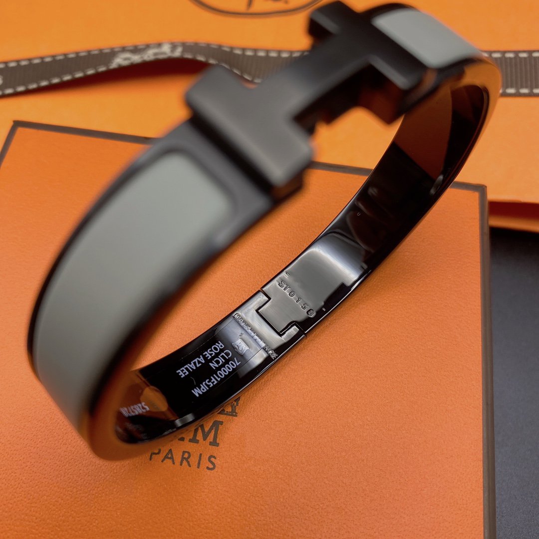 [⭐Shinejoy]CLIC HM SO BLACK GREY BRACELET
