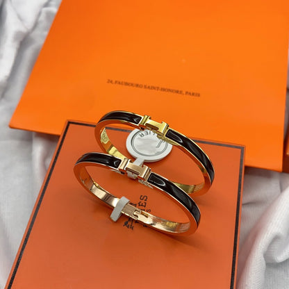 [⭐Shinejoy]CLASSIC HM CLIC BLACK 8MM ENAMEL BRACELET
