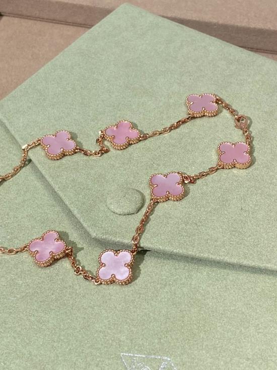 [⭐Shinejoy Jewellery] Pink Necklace with Ten Clover Designs