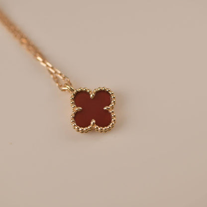 [⭐Shinejoy]CLOVER MINI 9.5MM WHITE CARNELIANS NECKLACE