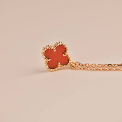 [⭐Shinejoy]CLOVER MINI 9.5MM WHITE CARNELIANS NECKLACE