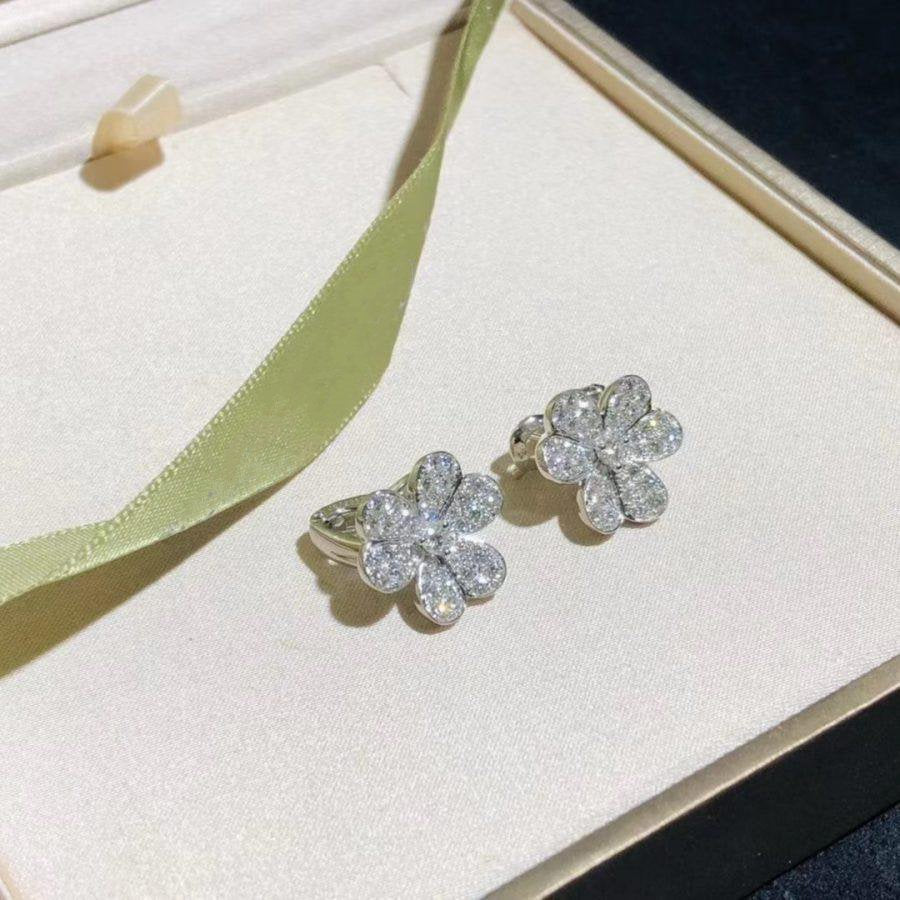 [⭐Shinejoy]FRIVOLE SILVER FLOWER DIAMOND EARRINGS