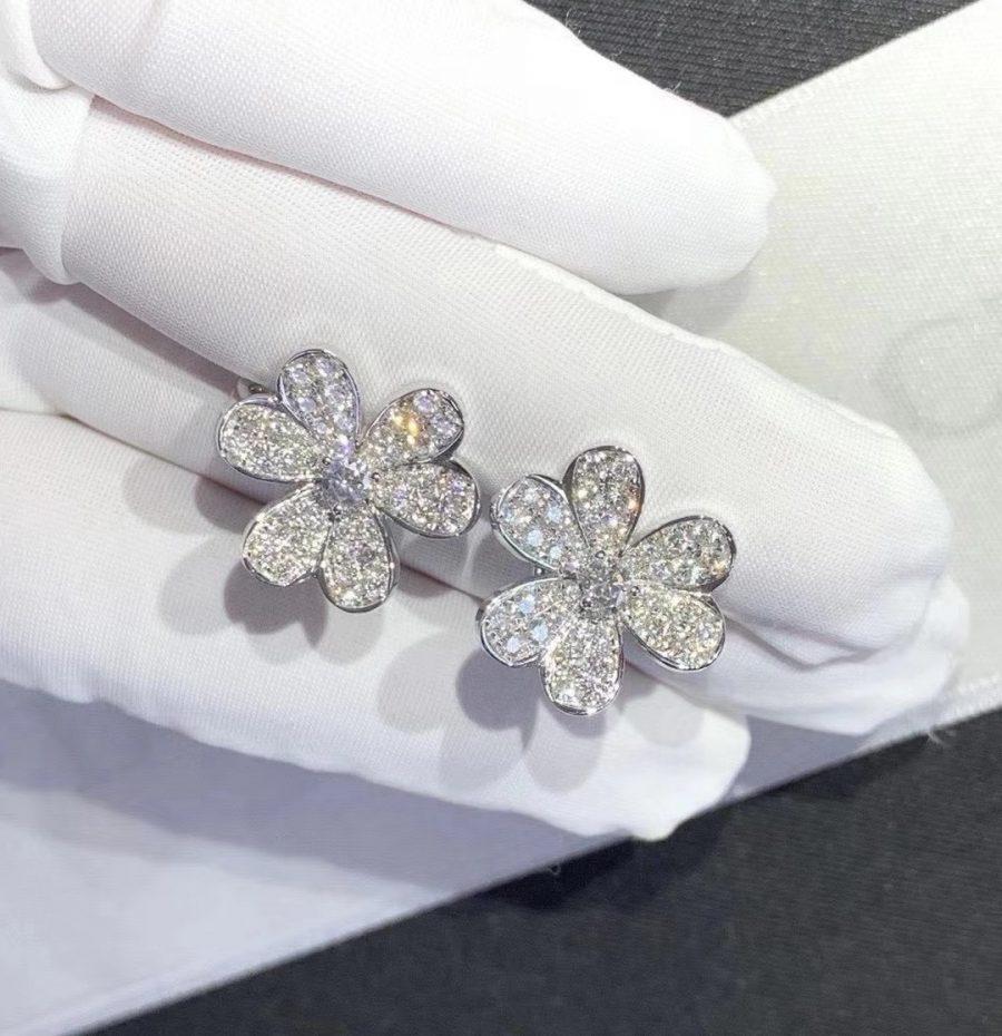 [⭐Shinejoy]FRIVOLE SILVER FLOWER DIAMOND EARRINGS