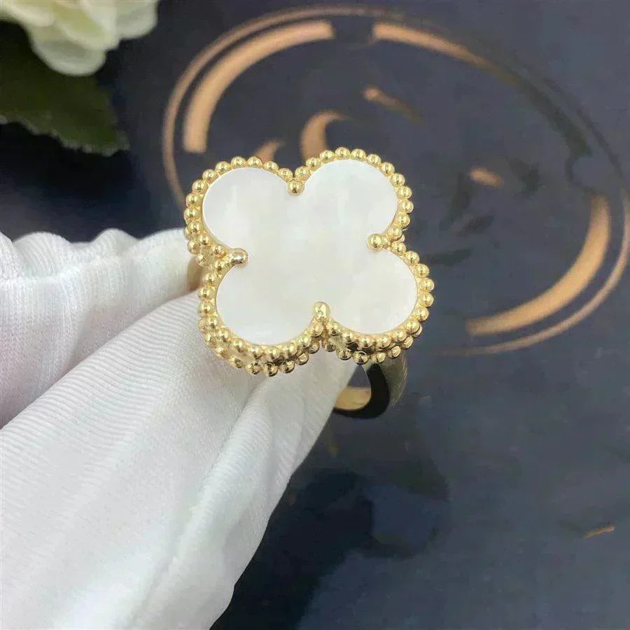 [⭐Shinejoy]CLOVER WHITE MOP RING