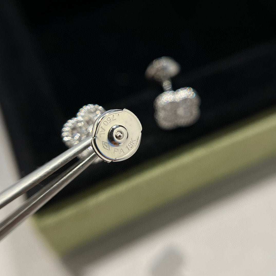 [⭐Shinejoy]CLOVER MINI DIAMOND STUD EARRINGS